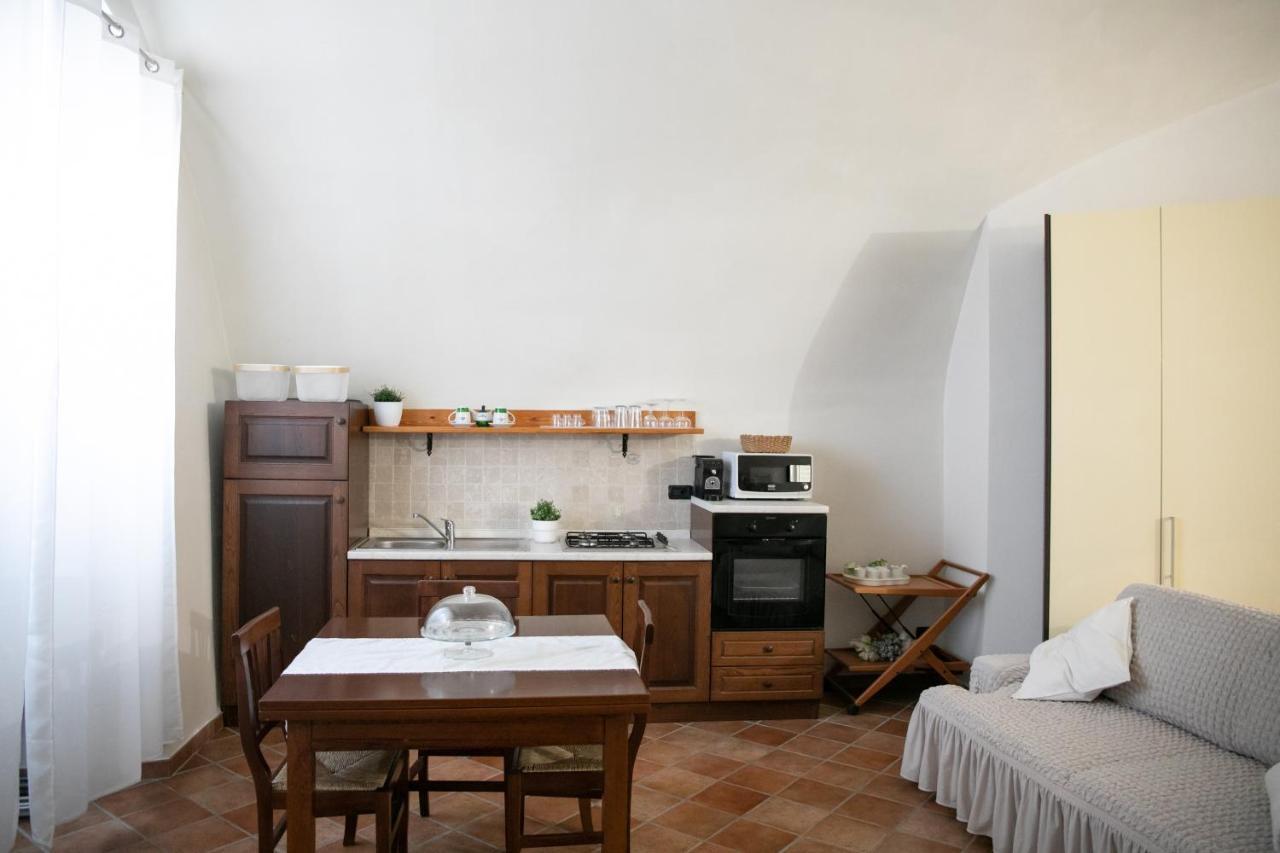 La Chicca Di Paola Apartment Lovere Bagian luar foto