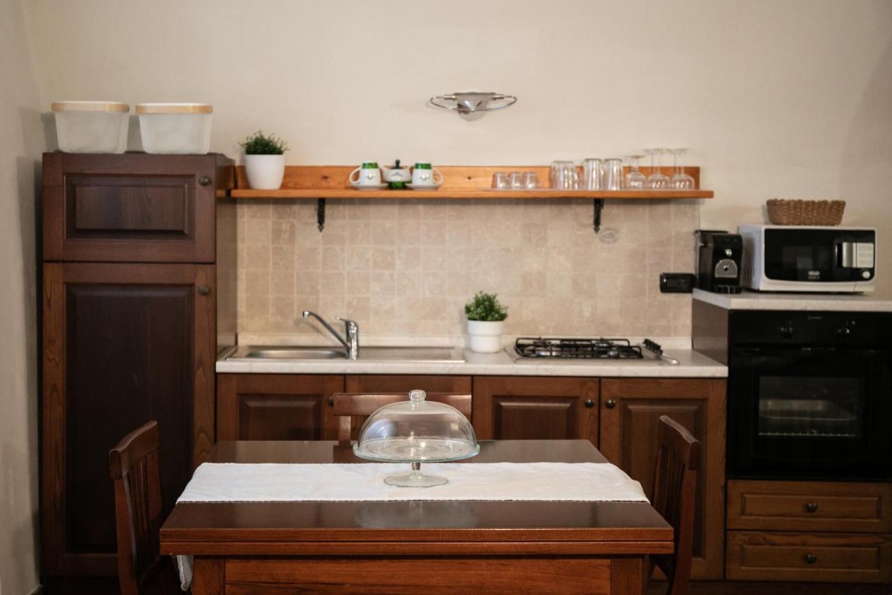 La Chicca Di Paola Apartment Lovere Bagian luar foto