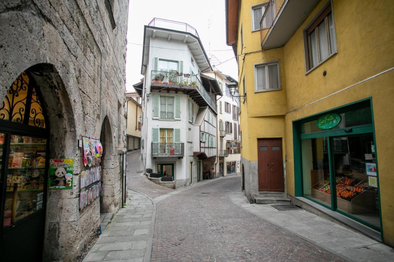 La Chicca Di Paola Apartment Lovere Bagian luar foto